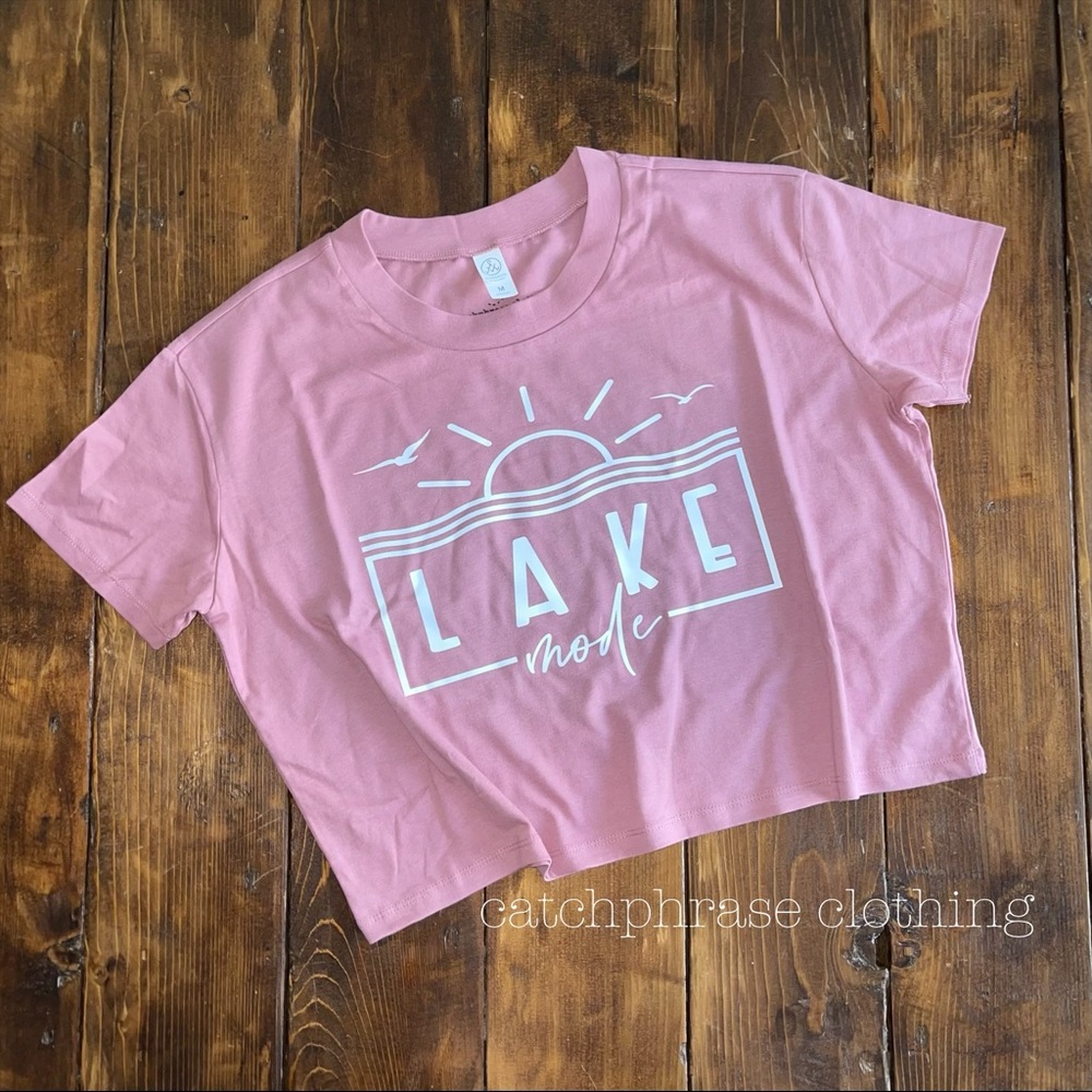Cropped lake mode tee Ladies M